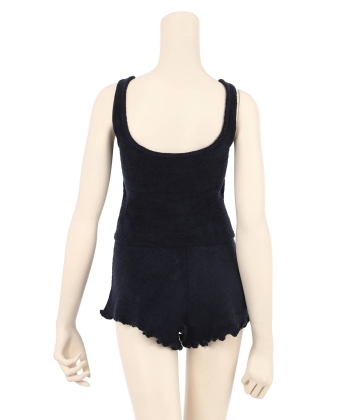 カップ付きニットセットアップ