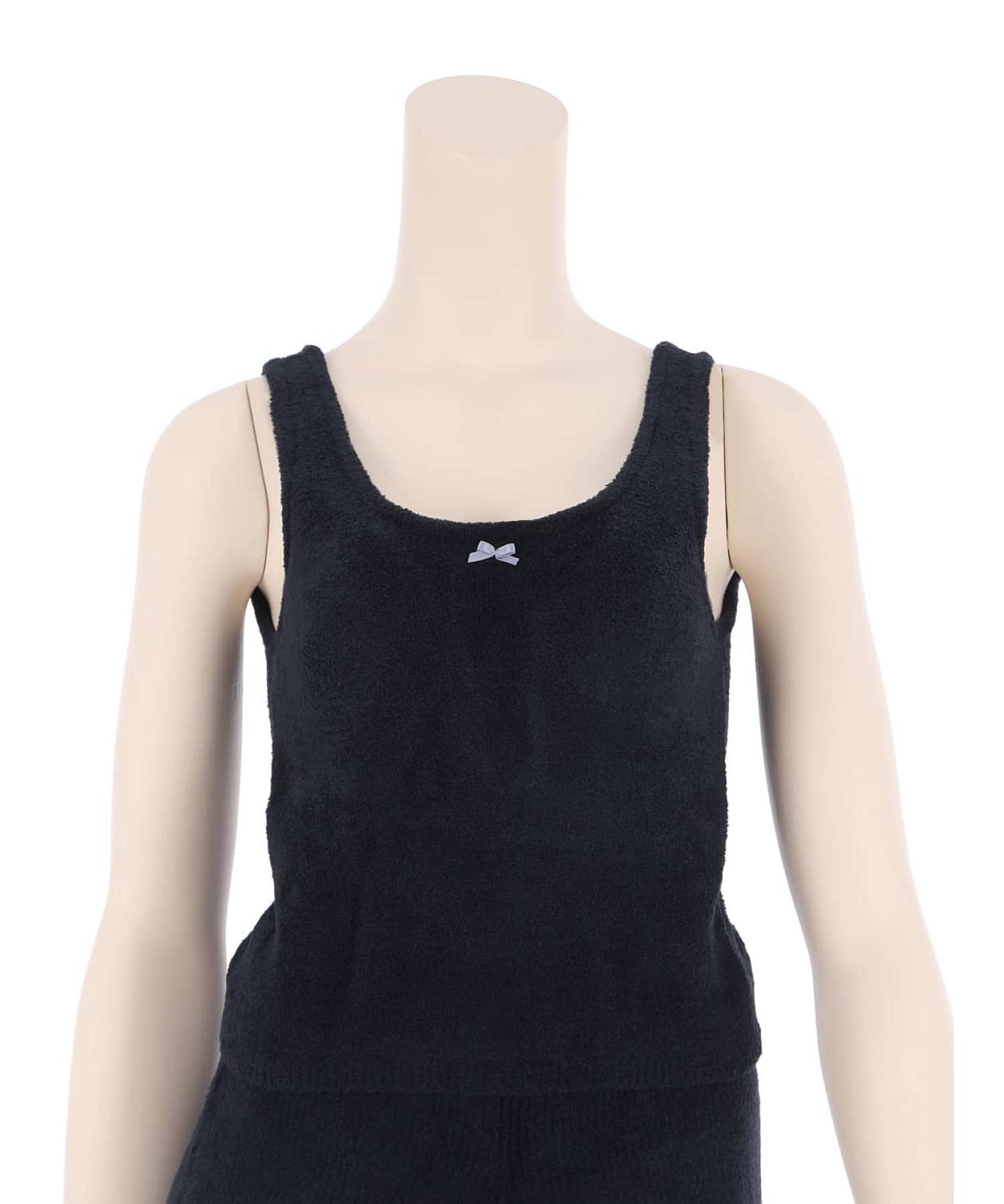 カップ付きニットセットアップ