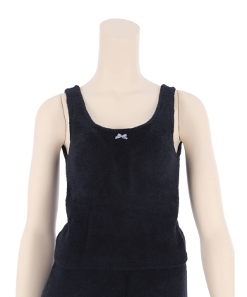 カップ付きニットセットアップ