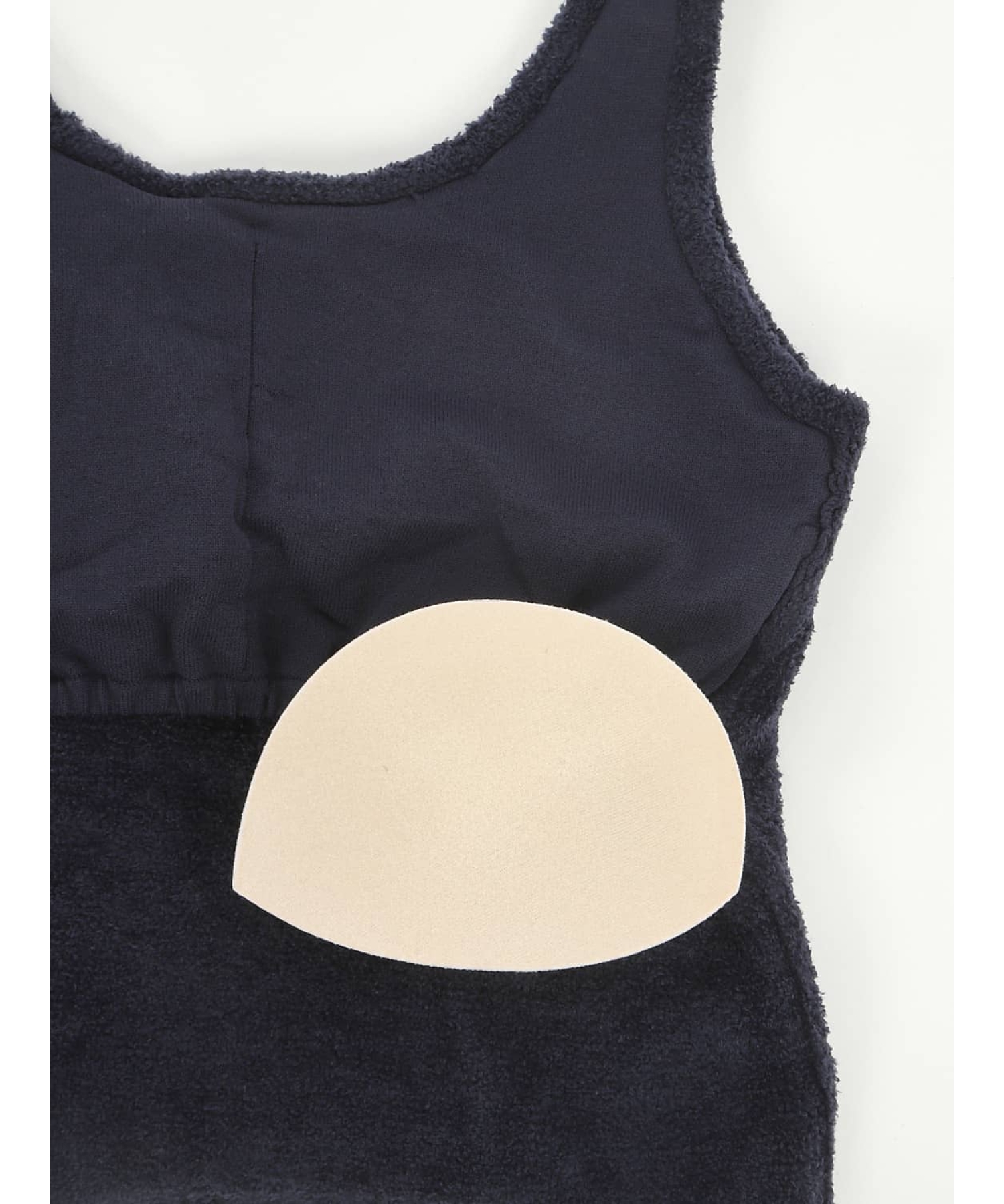 カップ付きニットセットアップ