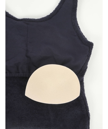 カップ付きニットセットアップ