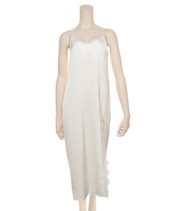 スリットロングワンピース