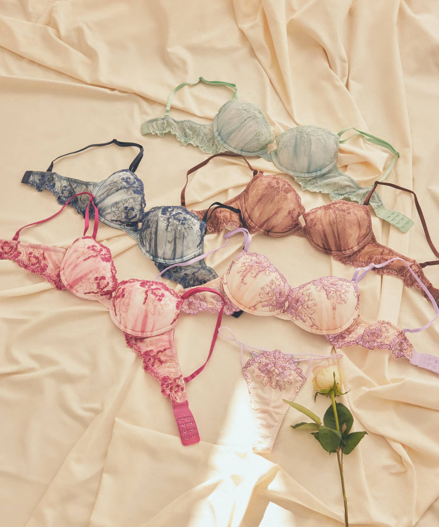 スモーキーフラワー ビューティーリフト ブラ