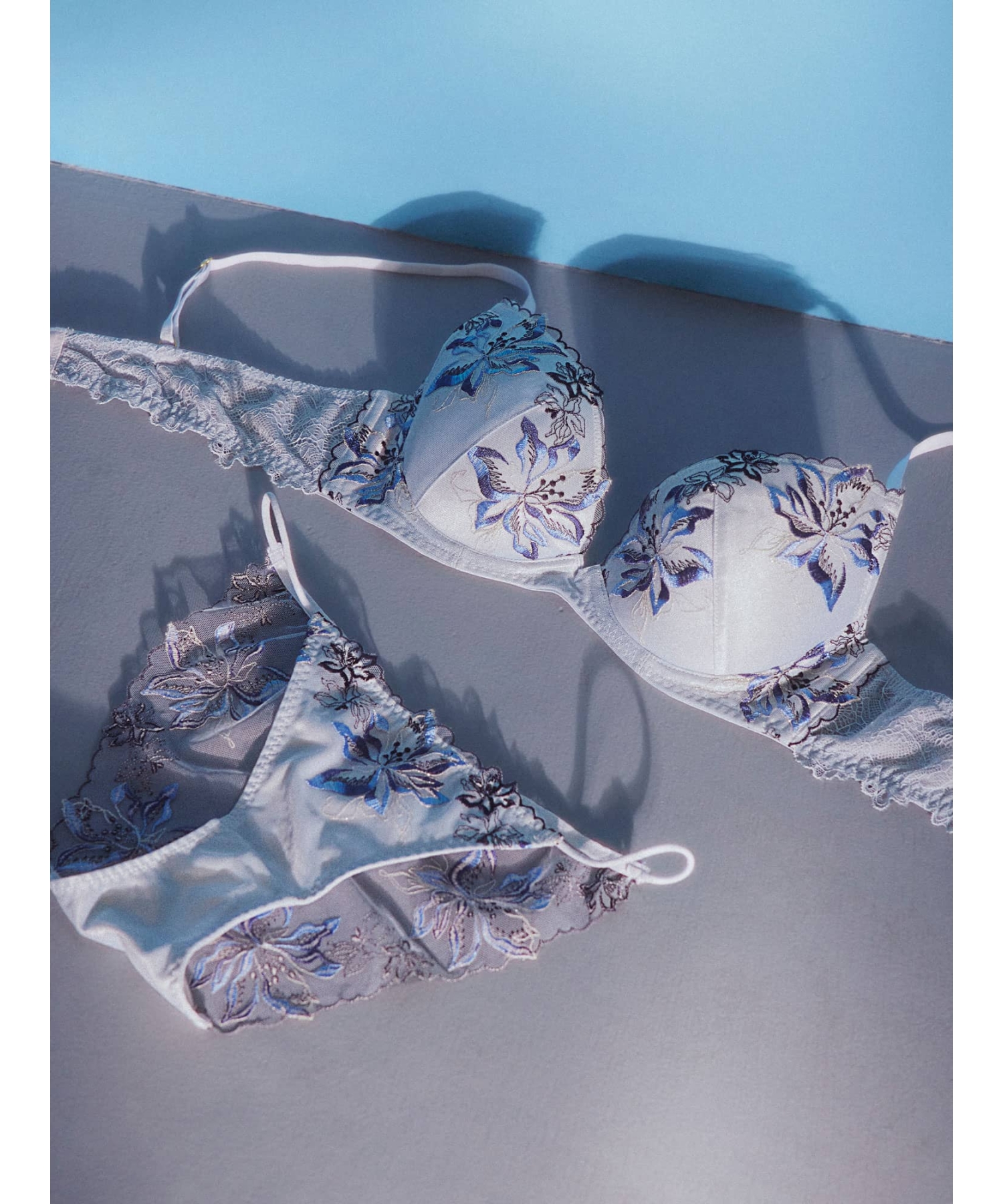 アクセントカラーズ エンブレース ショーツ