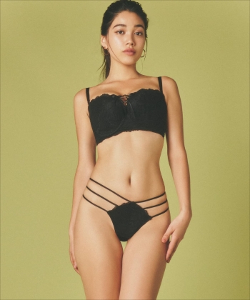 コリンヌ コード Tバック