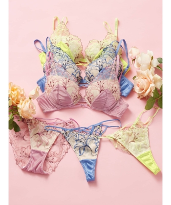 リリーサテン ビューティーリフト ブラ