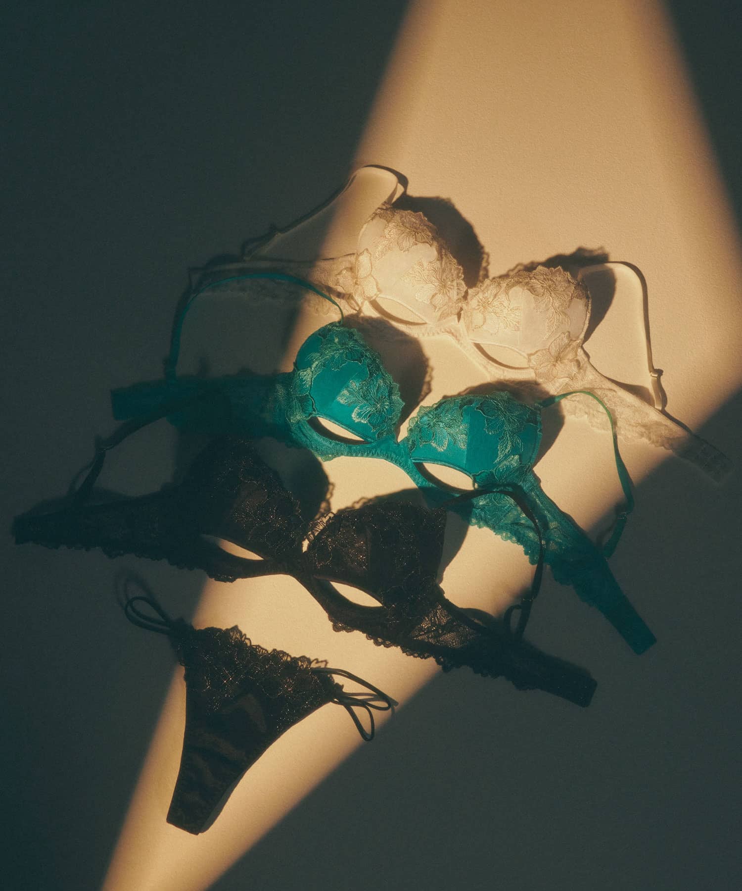 セレーナ グラマーアップ ブラ