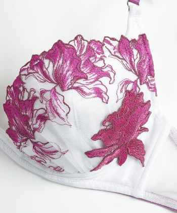 グローリーリリー トリックリフト ブラ