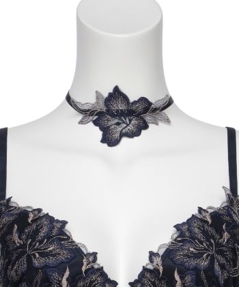 グロリアージュ チョーカー