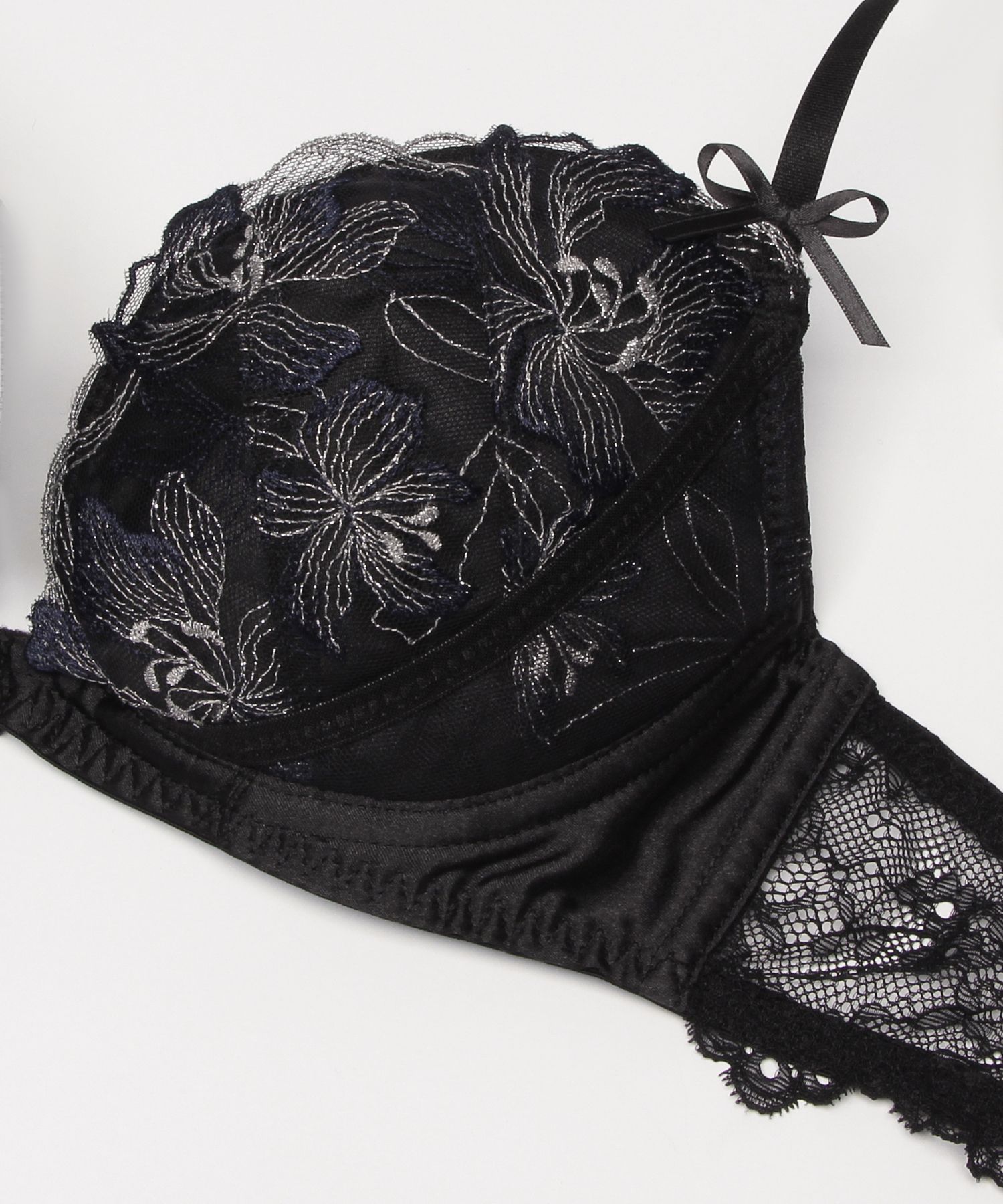 エミリー ホットリフト ブラ