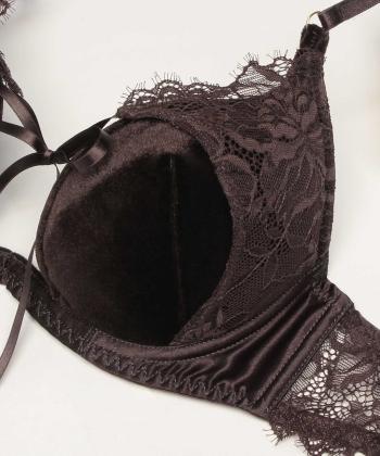 ベルベットニュイ トリックリフト ブラ