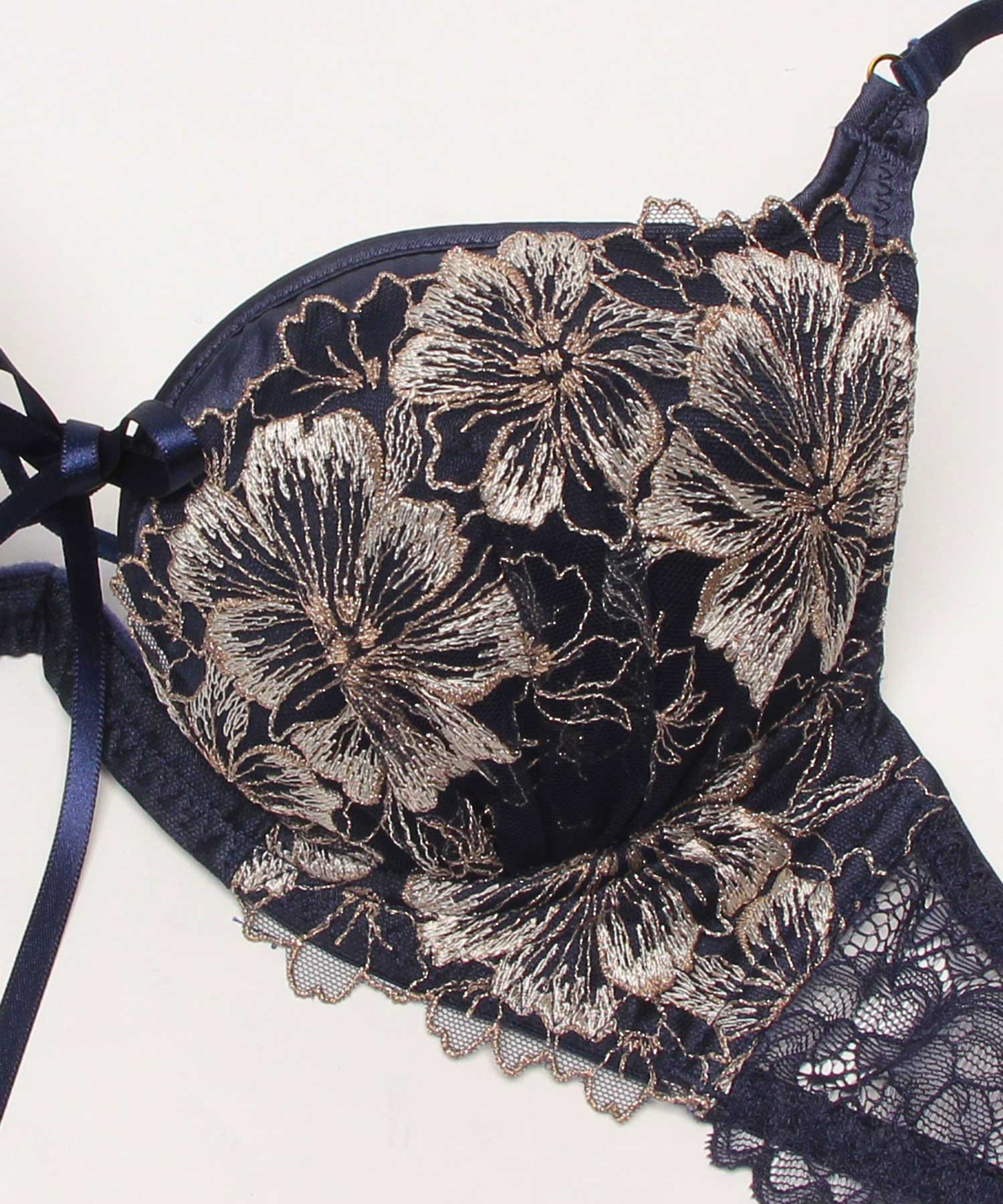 アルミラ トリックリフト ブラ