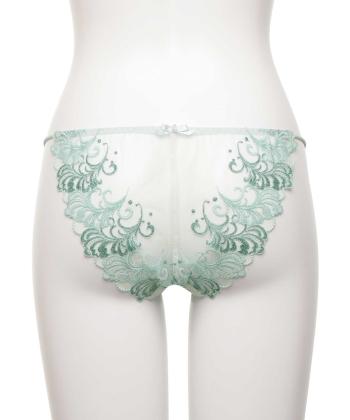 アヴェネル エンブロイダリーレース ショーツ