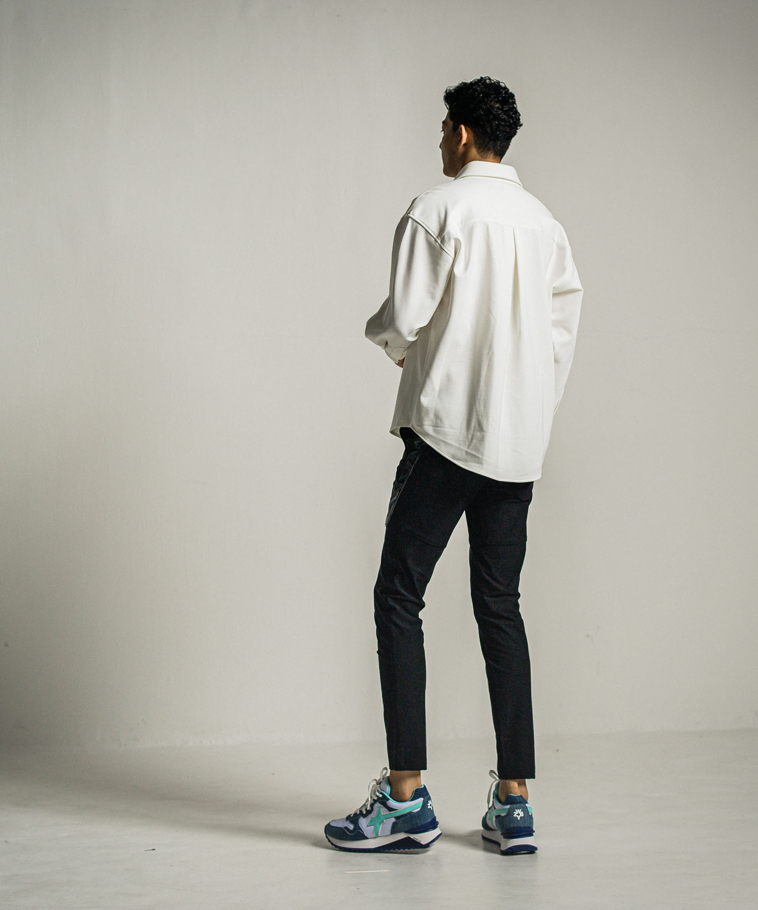 W6YZ×RESOUNDCLOTHINGコラボスニーカー