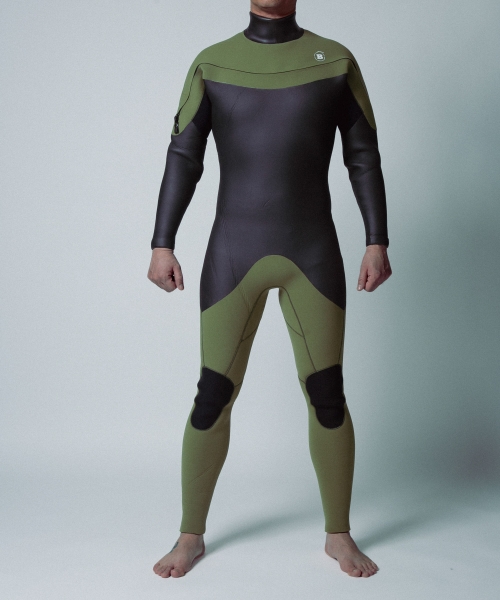 ウェットスーツ