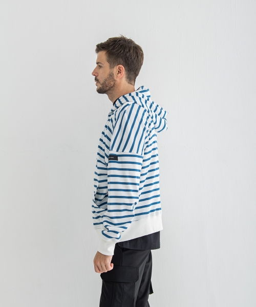 ☆韓国の人気☆【Rest&Recreation】☆RR BACK SLIT DRES.S☆ 2023SS レトロ スタイル ジーンズ ユニセックス ワイドレッグ