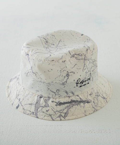 bucket hat