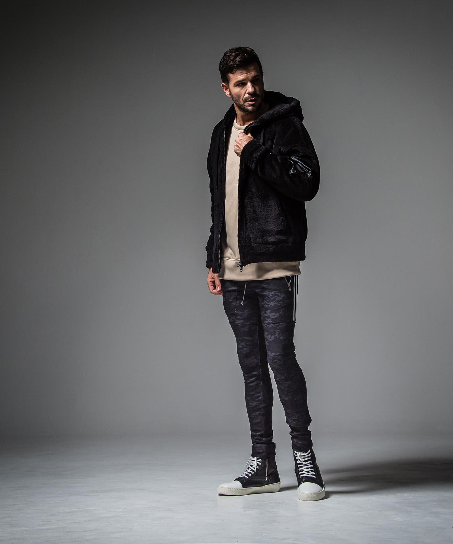 ID BACKROGO velours fleece drop trainer