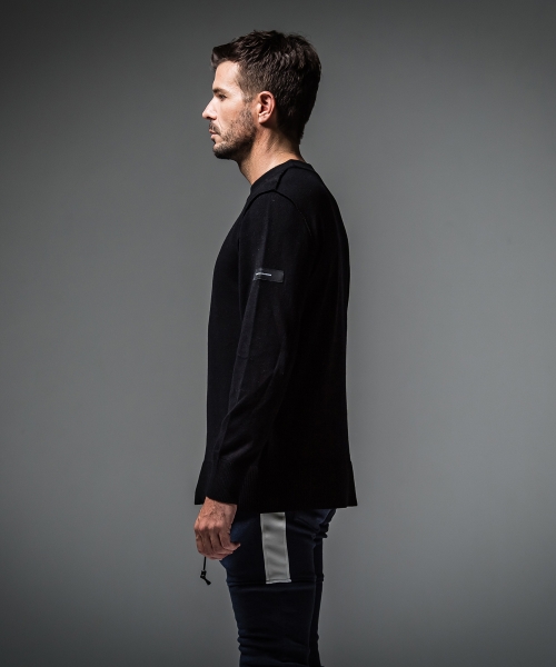OUT SEAM SWEATER