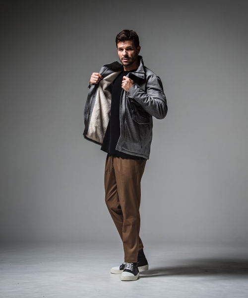 OUT SEAM SWEATER
