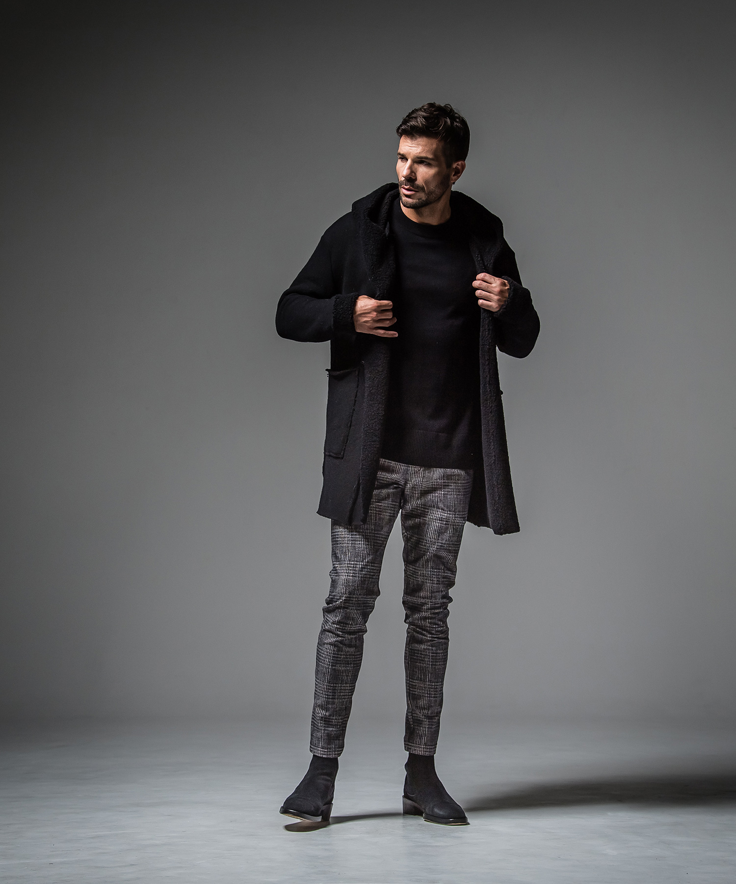 OUT SEAM SWEATER