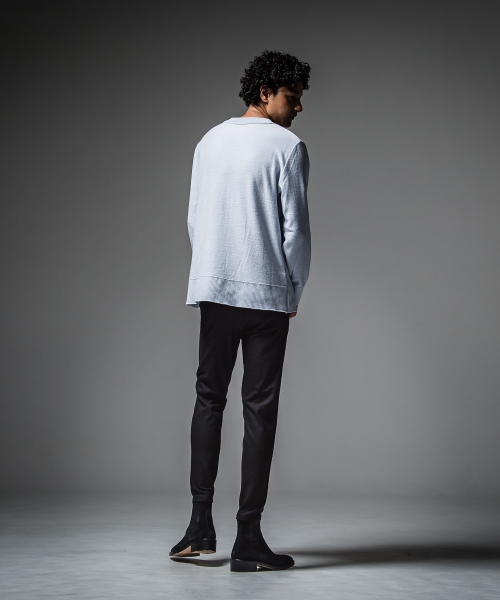 OUT SEAM SWEATER