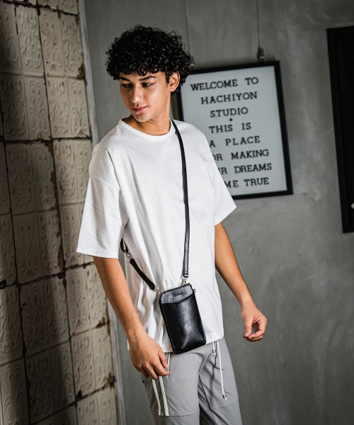 vermilion×RESOUND Mobile pouch