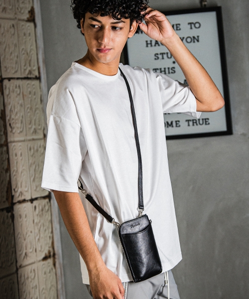 vermilion×RESOUND Mobile pouch