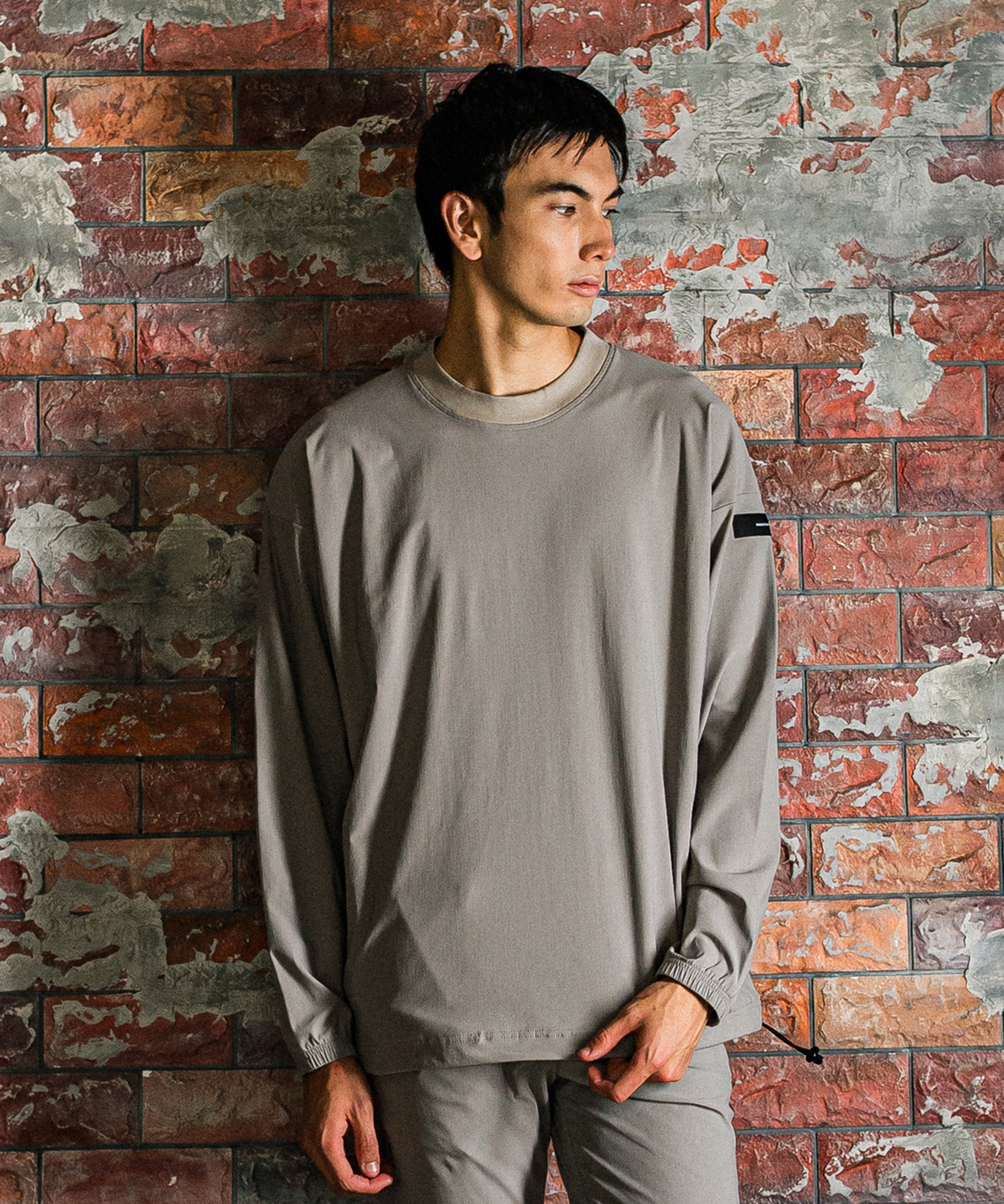 NYLON TECH pullover