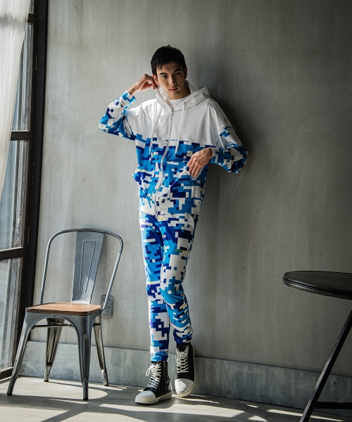 digital camo drop zip hoodie