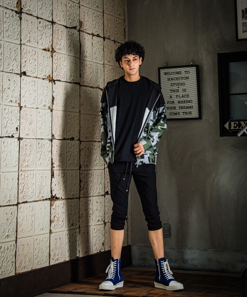 digital camo drop zip hoodie