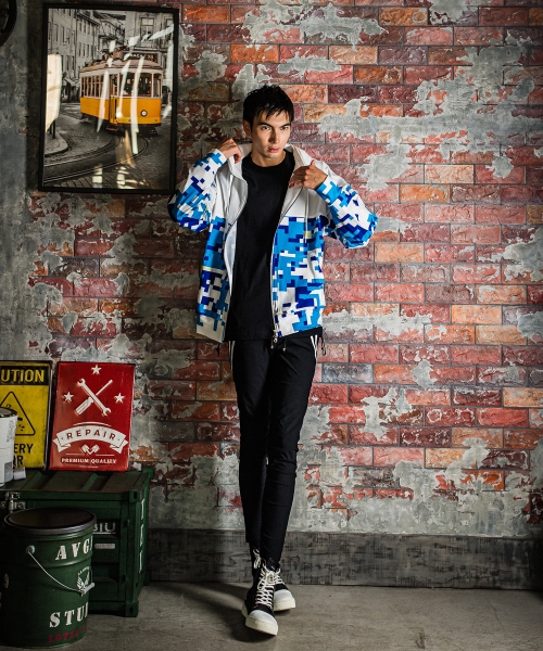 digital camo drop zip hoodie