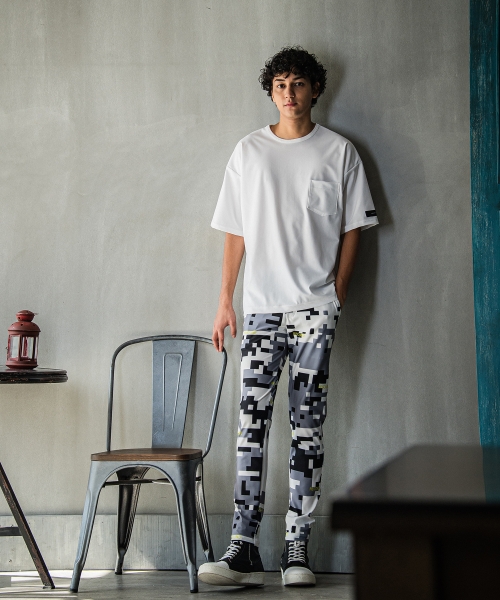 RESOUNDCLOTHING OFFICIAL STORE（リサウンドクロージング