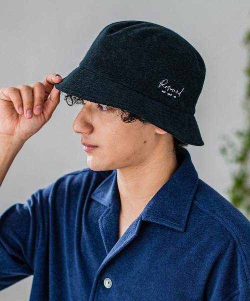 bucket hat