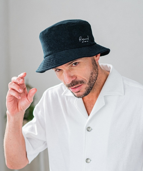 bucket hat
