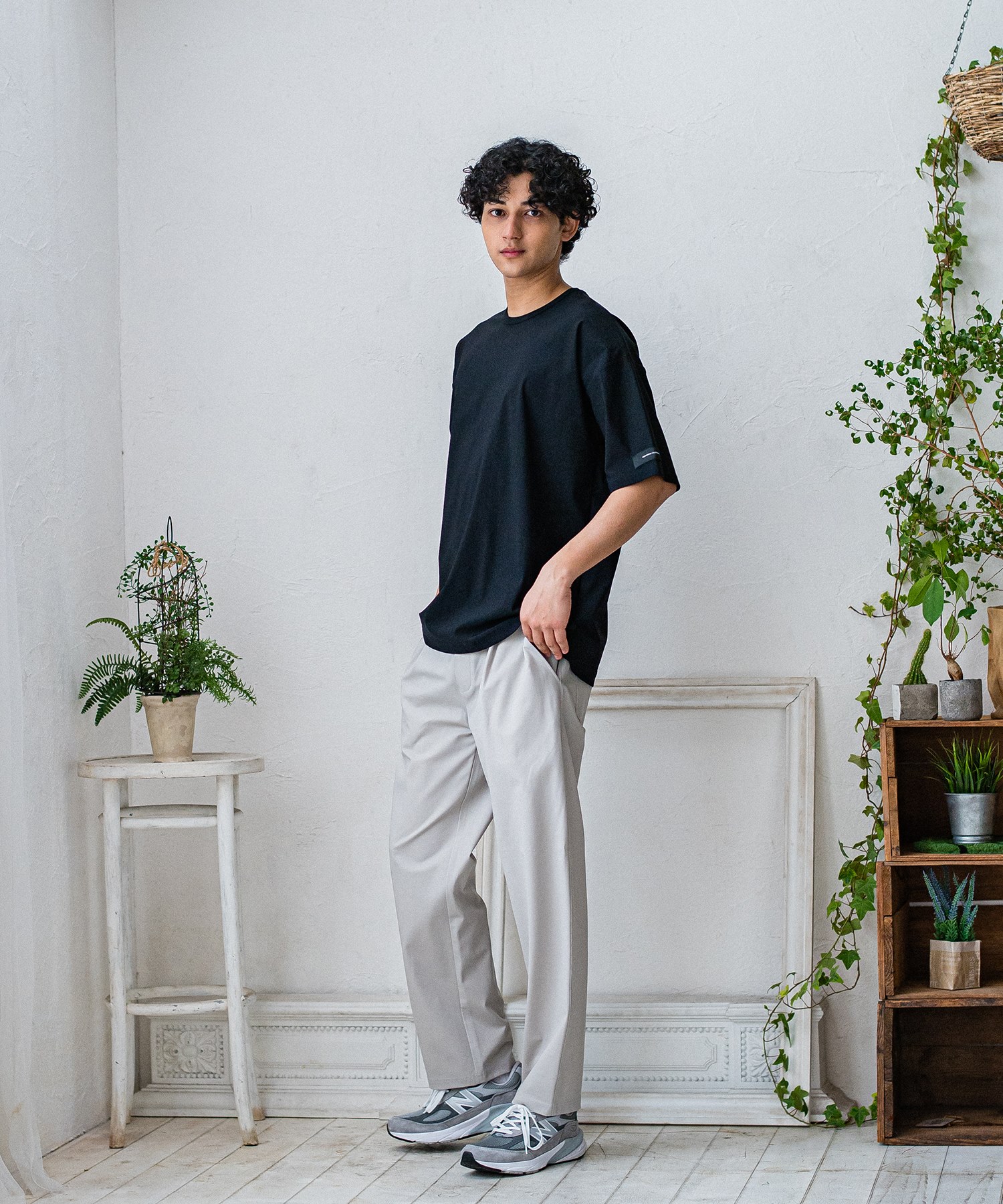 CHRIS EASY WIDE TUCK PANTS