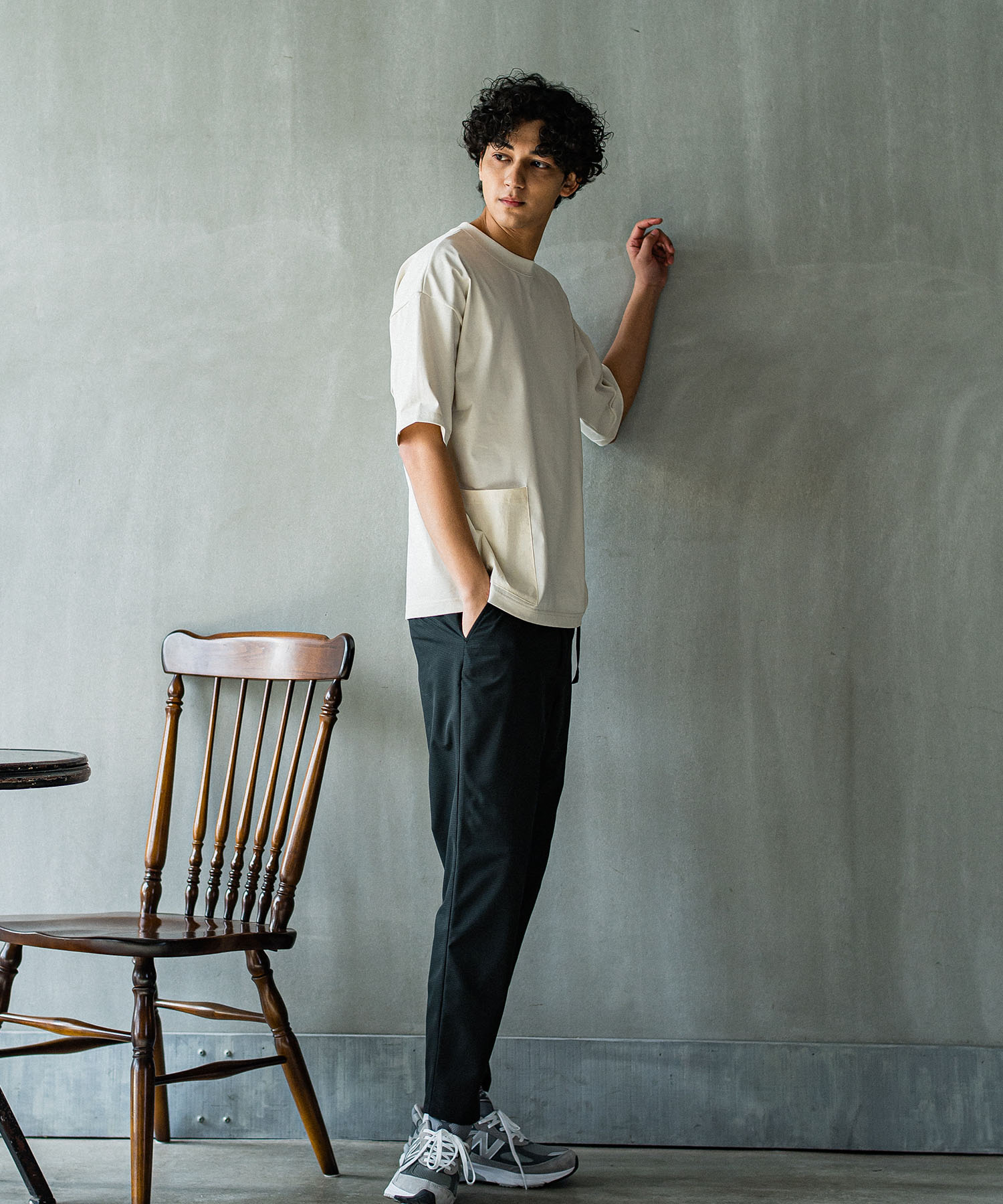 SIDE POCKET  OVER TEE