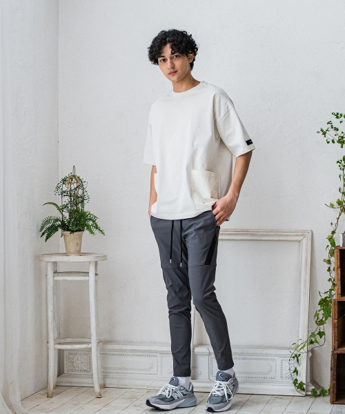 SIDE POCKET  OVER TEE