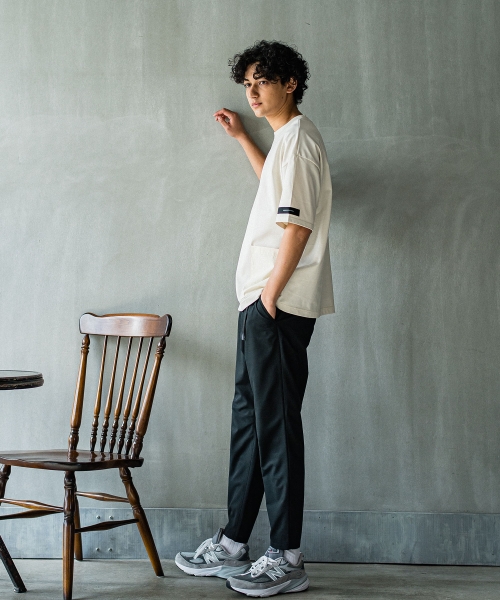 SIDE POCKET  OVER TEE