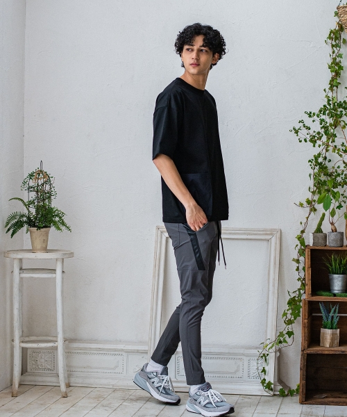 SIDE POCKET  OVER TEE