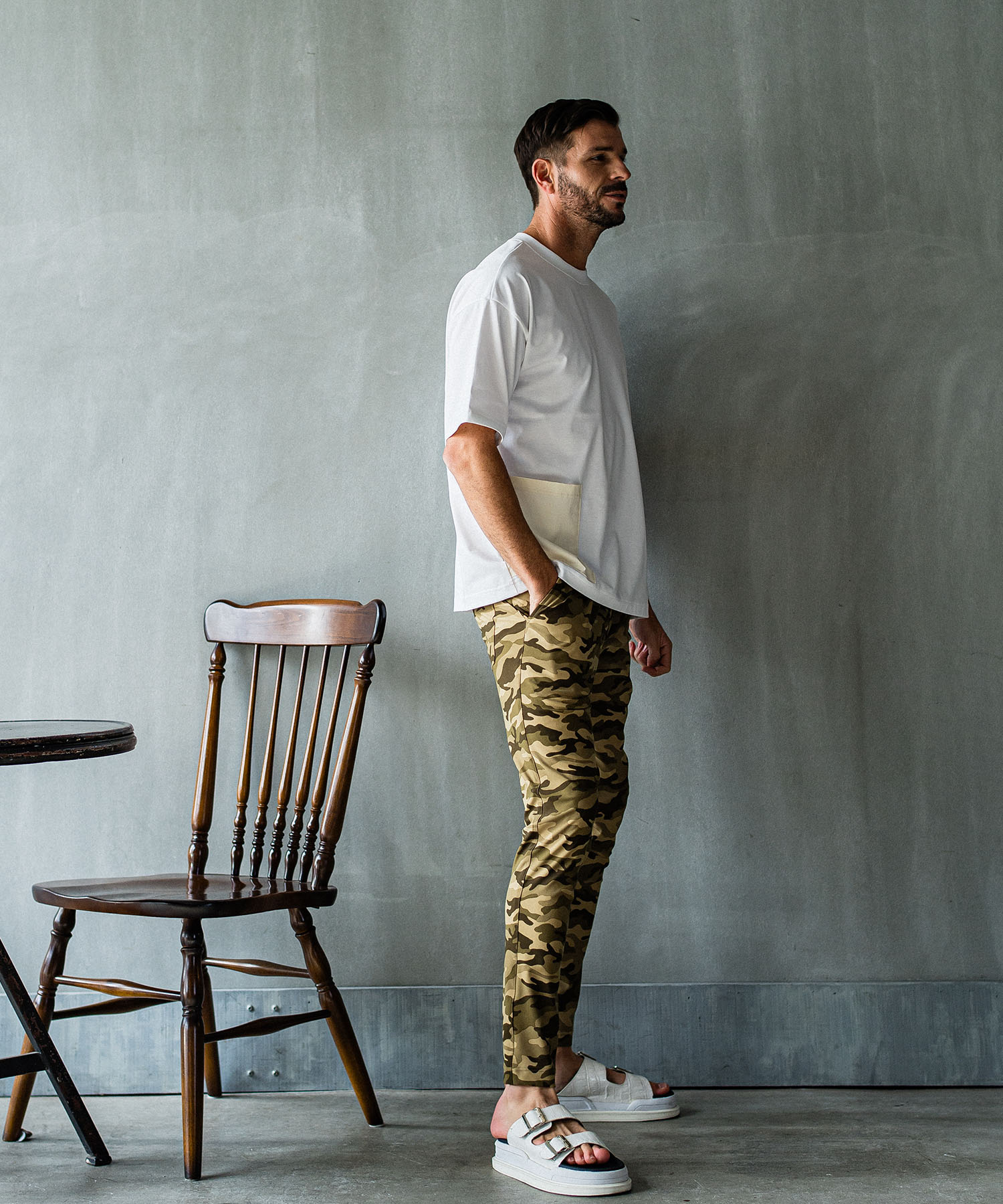 SIDE POCKET  OVER TEE