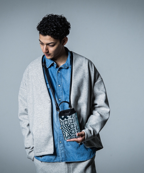 vermilion×RESOUND PVC Mobile pouch