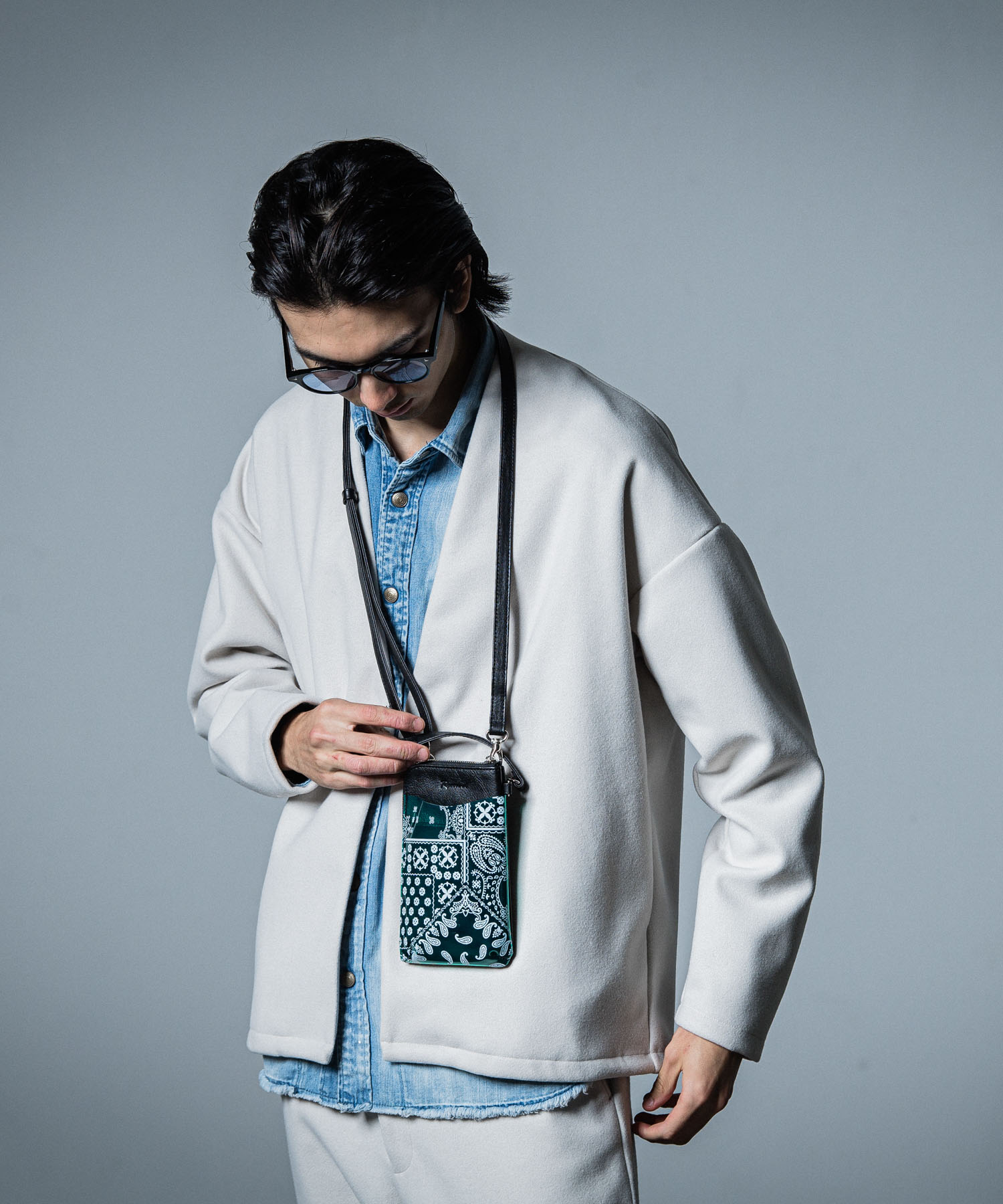 vermilion×RESOUND PVC Mobile pouch