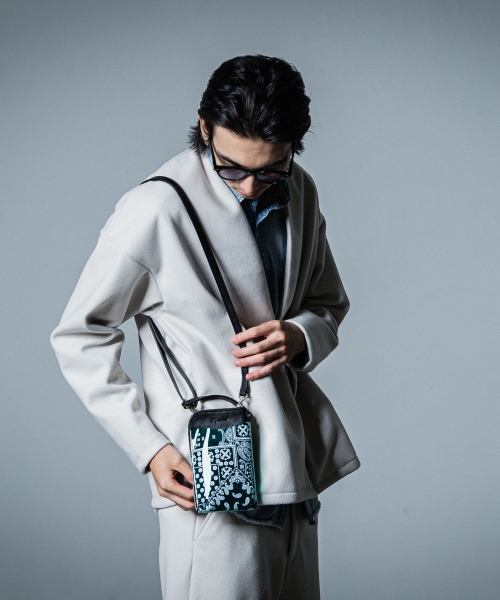 vermilion×RESOUND PVC Mobile pouch