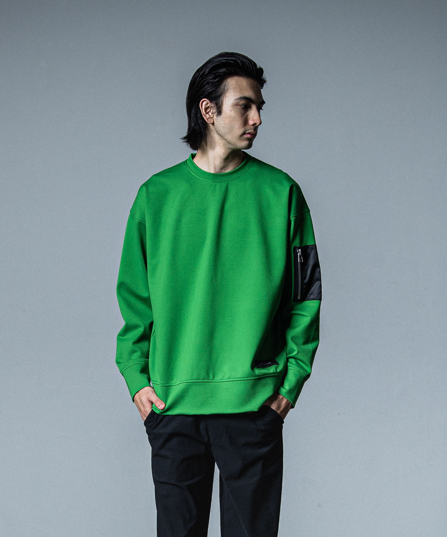 military pocket loose trainer