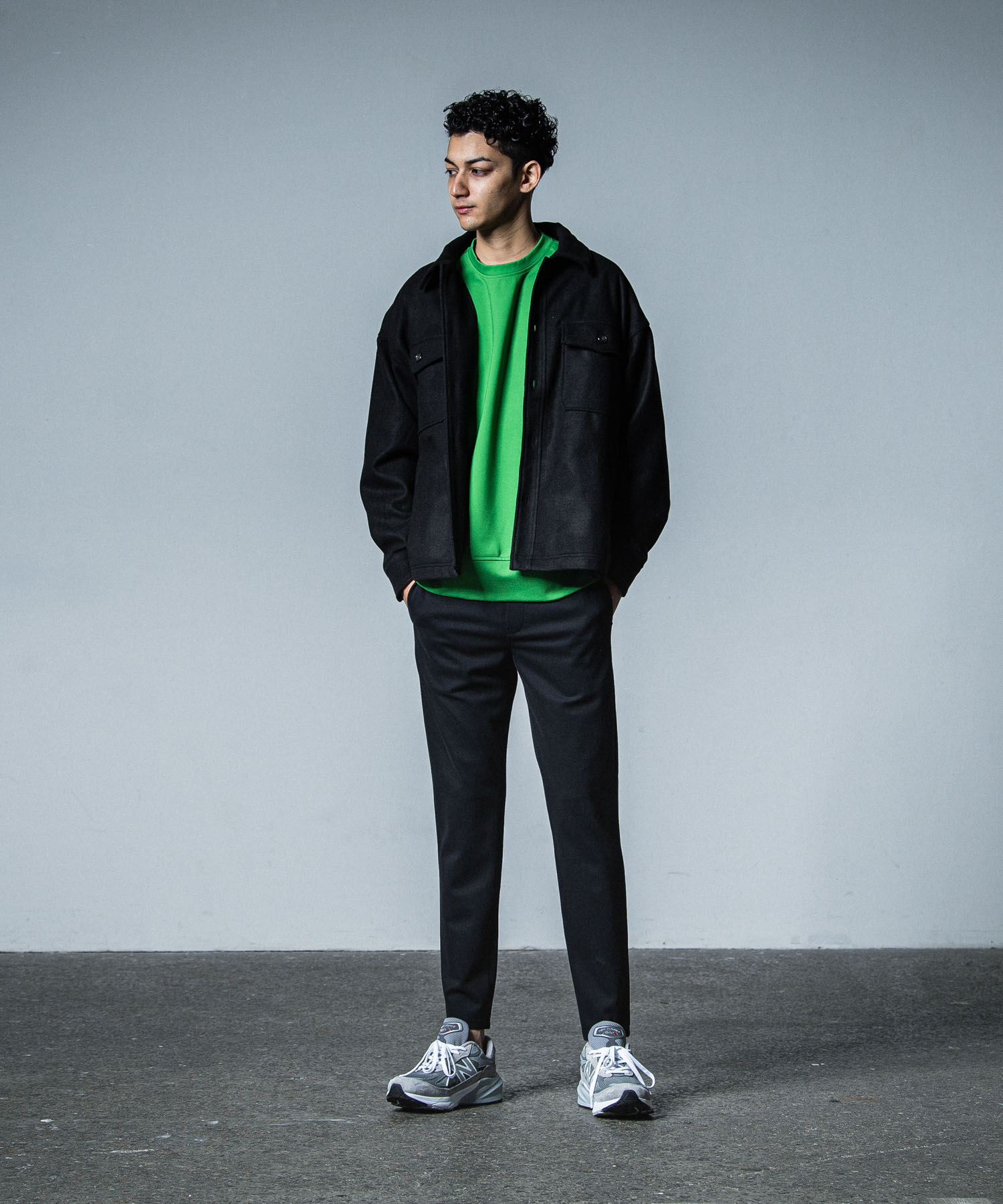 military pocket loose trainer