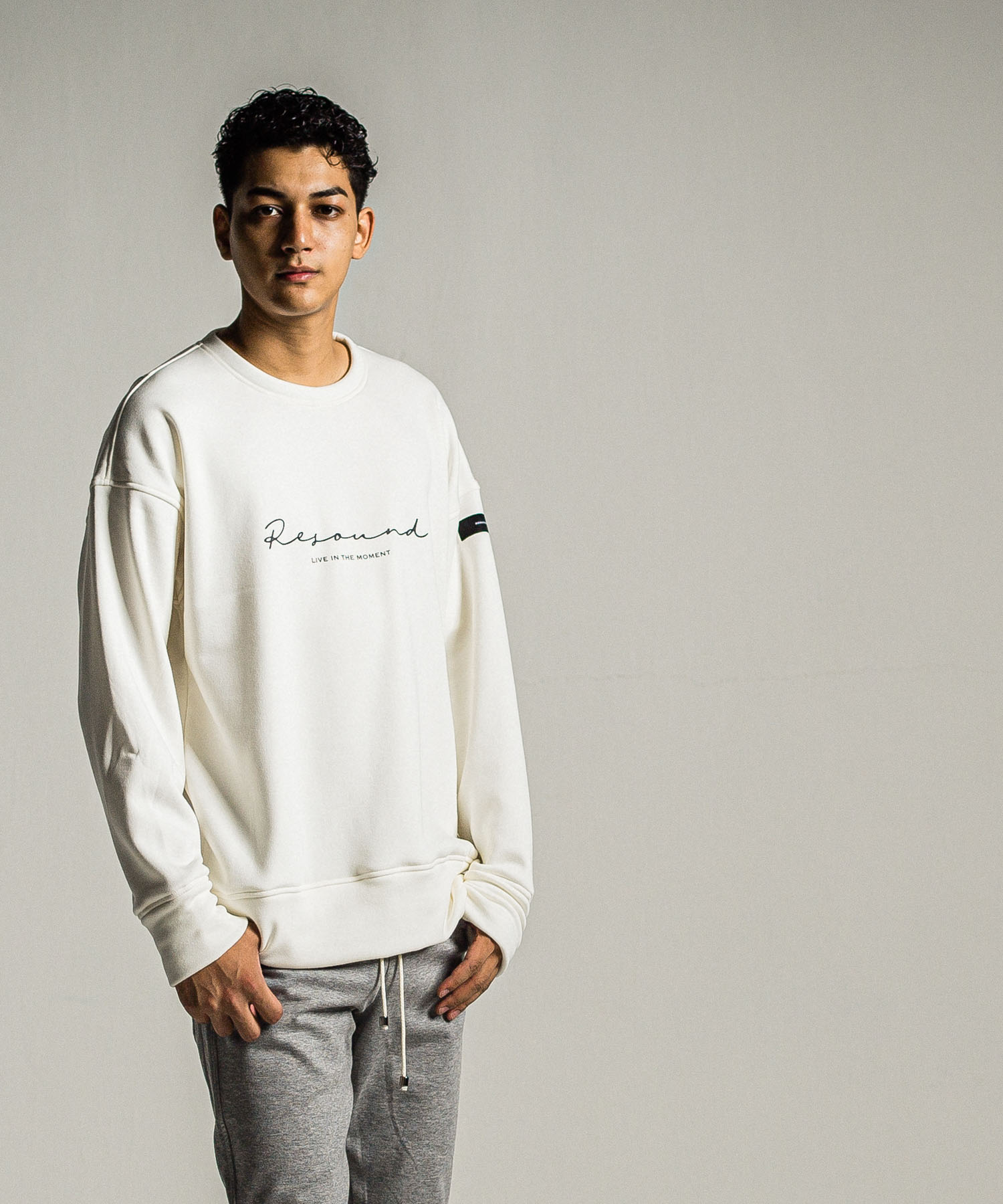 handwriting rogo velours fleece drop trainer