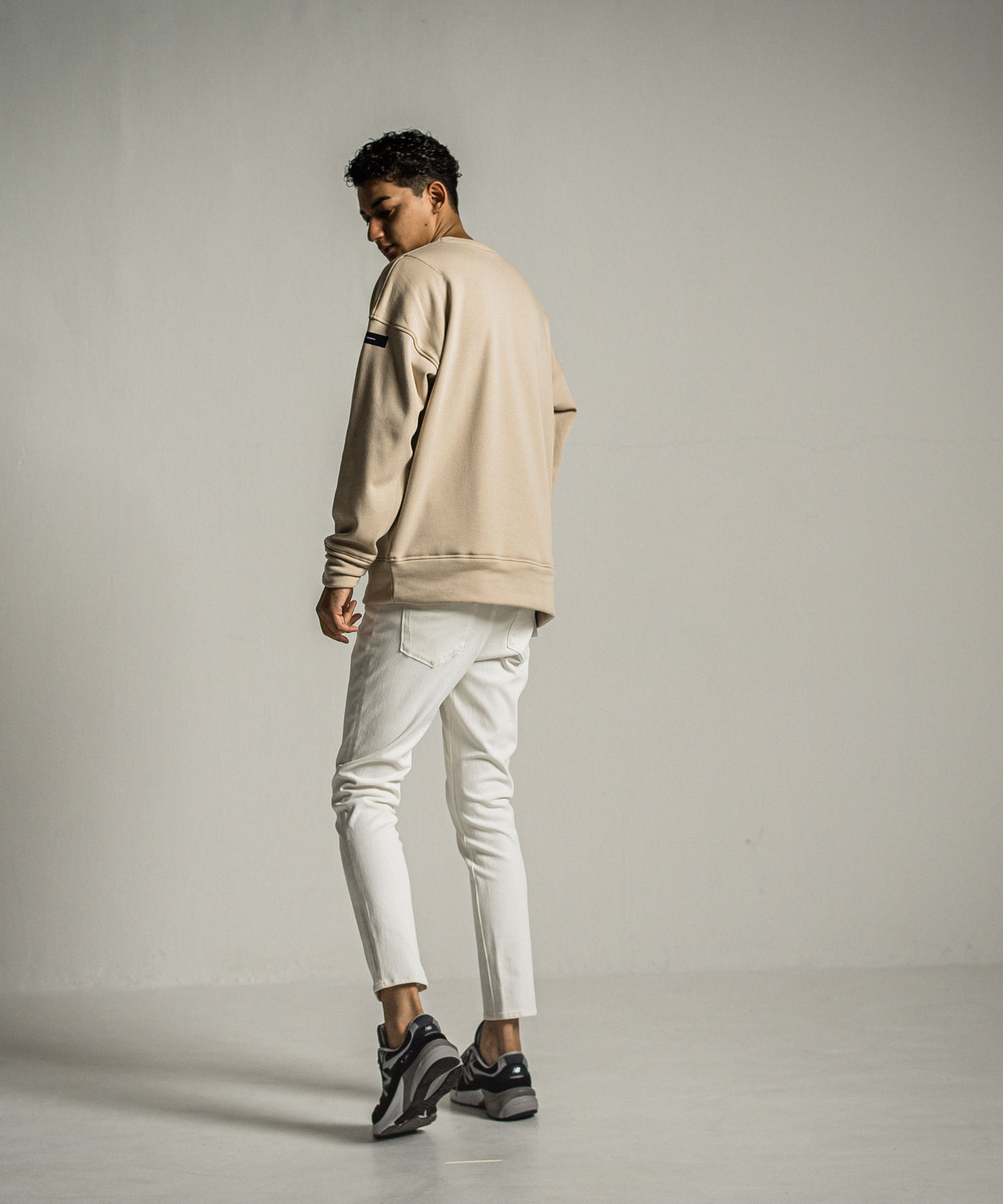 handwriting rogo velours fleece drop trainer