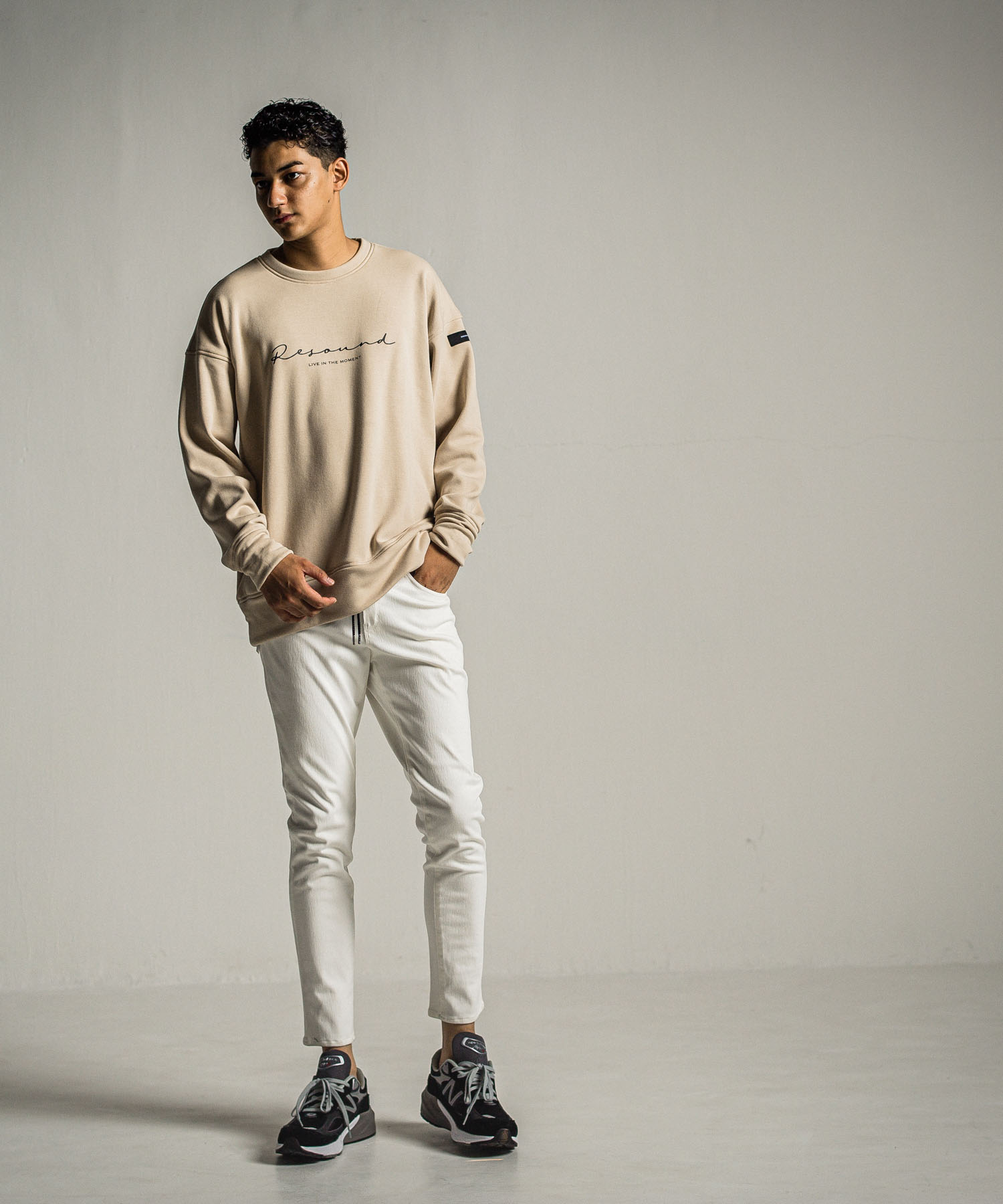 handwriting rogo velours fleece drop trainer