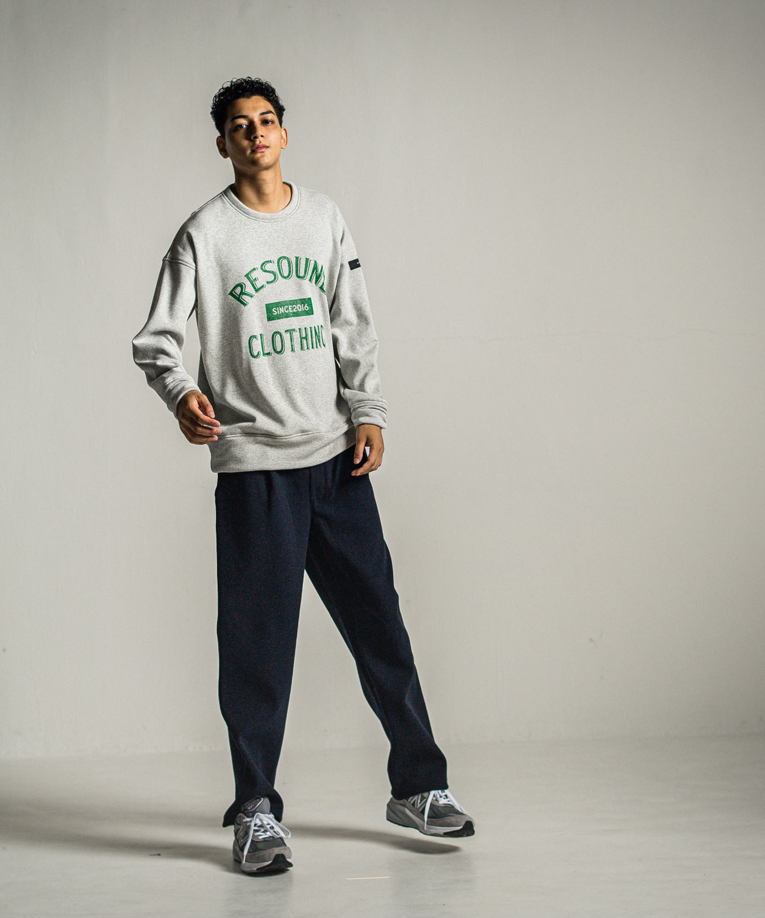 college velours fleece drop trainer